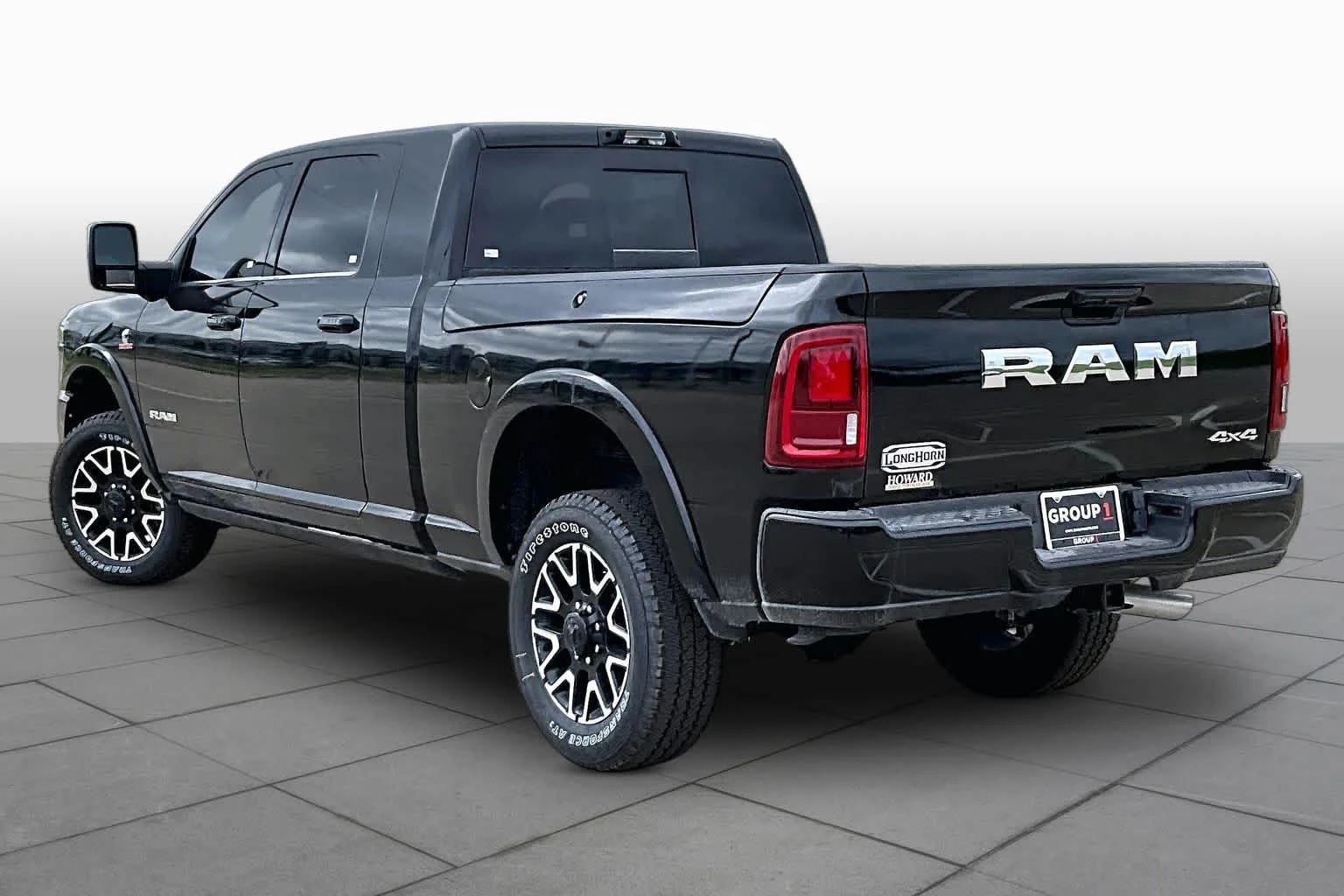 New 2026 Diamond Black Crystal Pearl-Coat Exterior Paint RAM Longhorn image 12