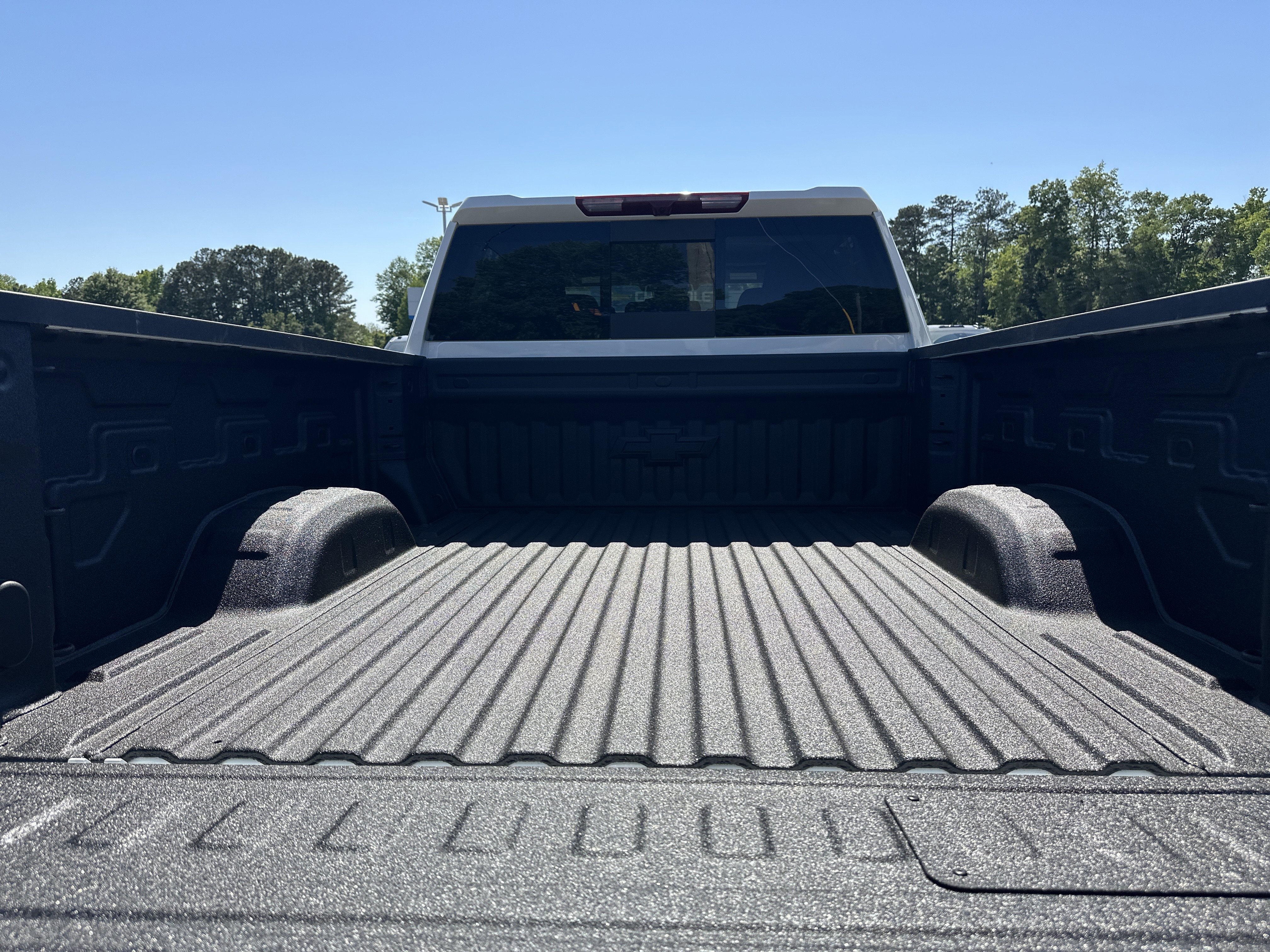 New 2026 Summit White Chevrolet LTZ image 19