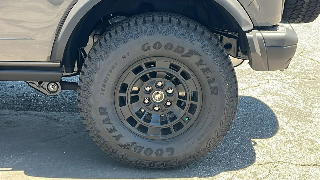 New 2026 Marsh Gray Ford Badlands® image 7