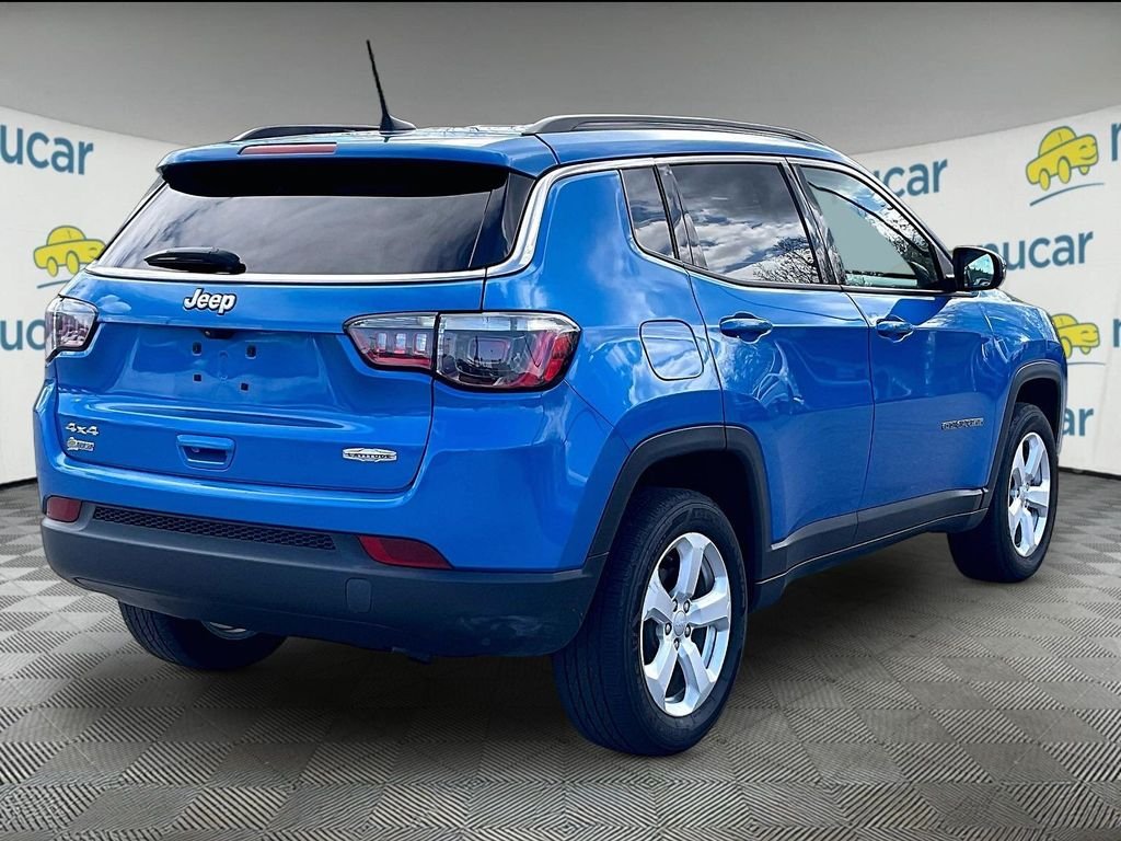 Used 2022 Laser Blue Pearlcoat Jeep Latitude image 6