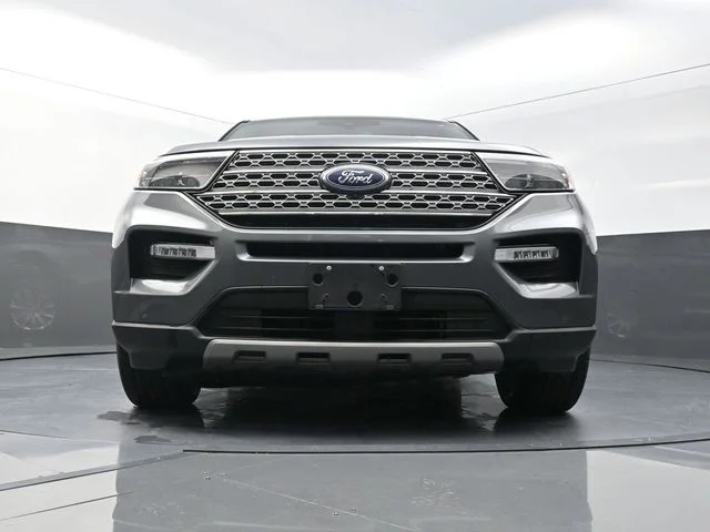 Used 2023 Gray Ford Limited image 32