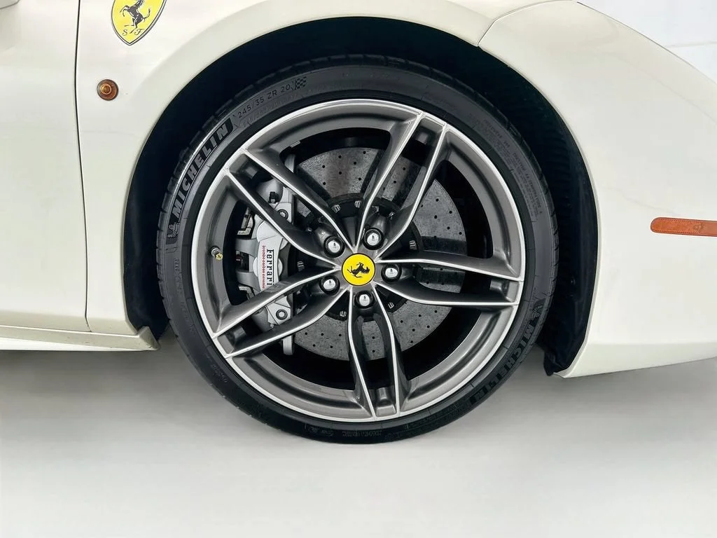 Used 2017 Bianco Fuji Ferrari  image 35