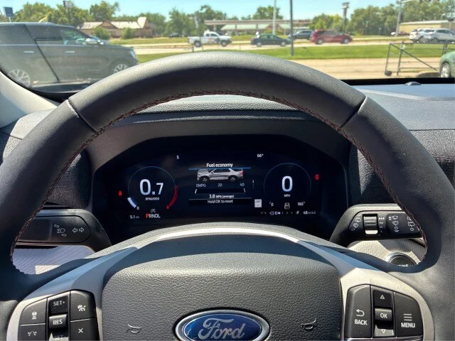 New 2026 Star White Metallic Tri-Coat Ford Active image 39