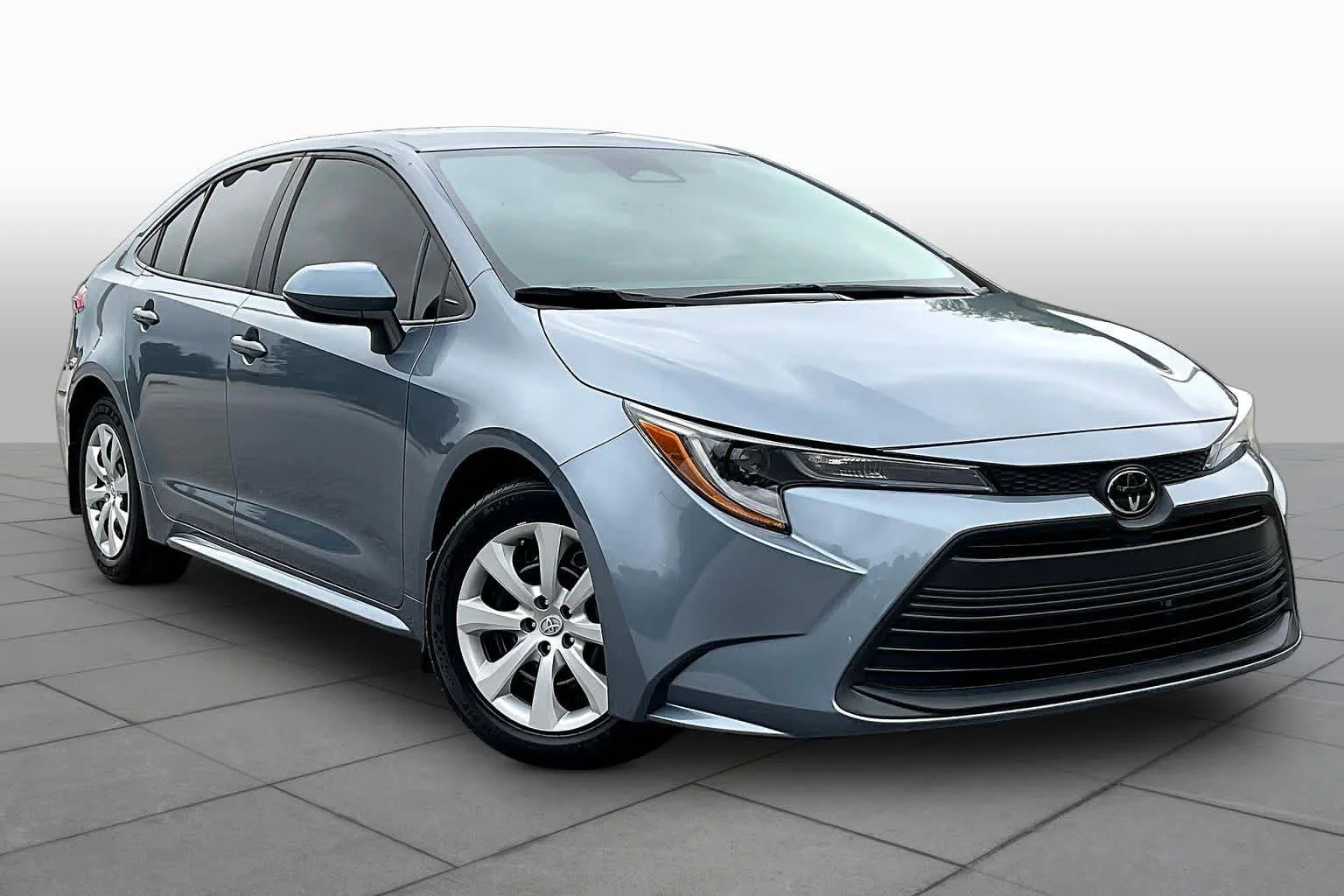 Used 2024 Celestite Toyota LE image 3