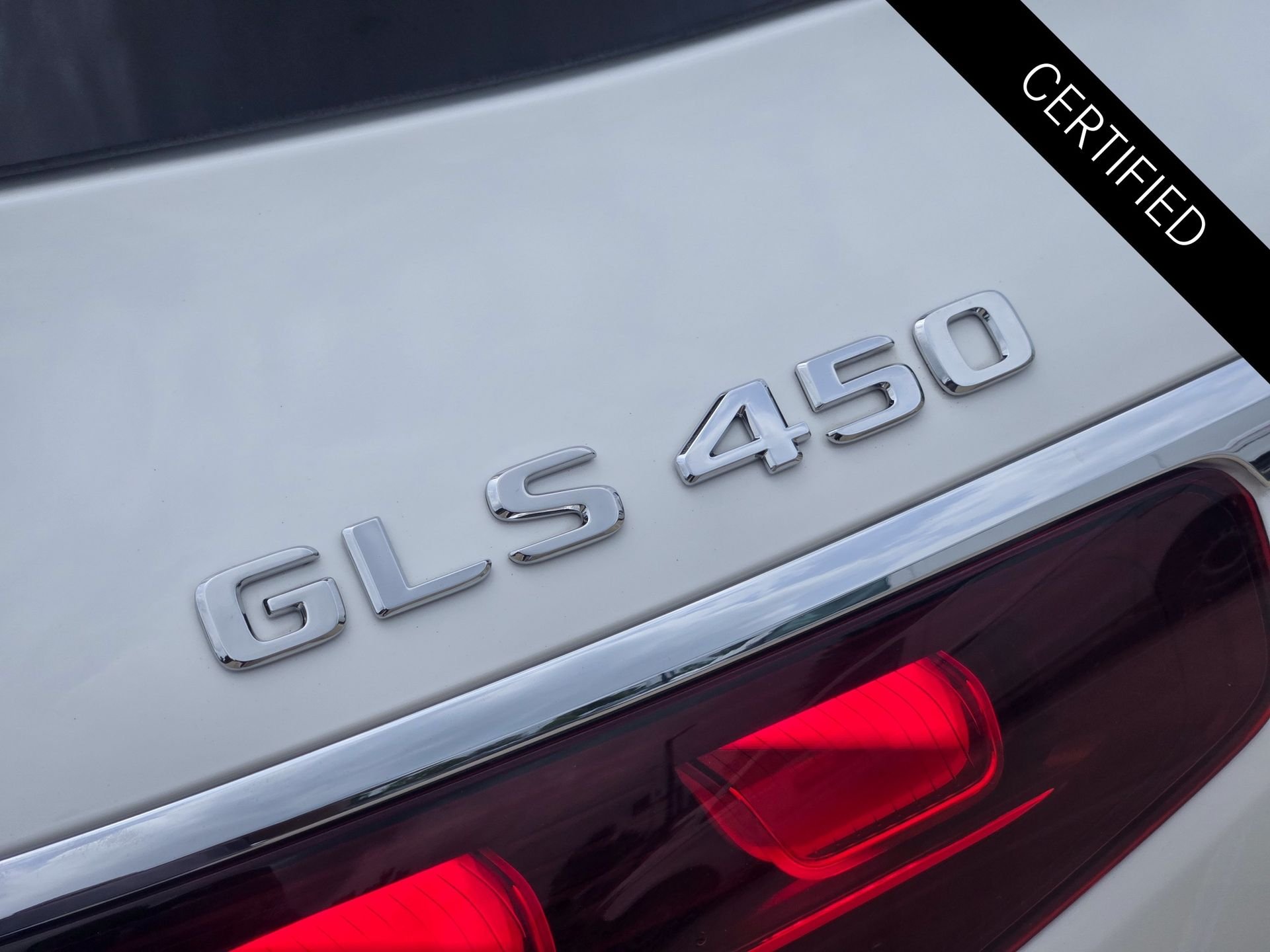 Certified Used 2024 Polar White Mercedes-Benz GLS 450 image 13