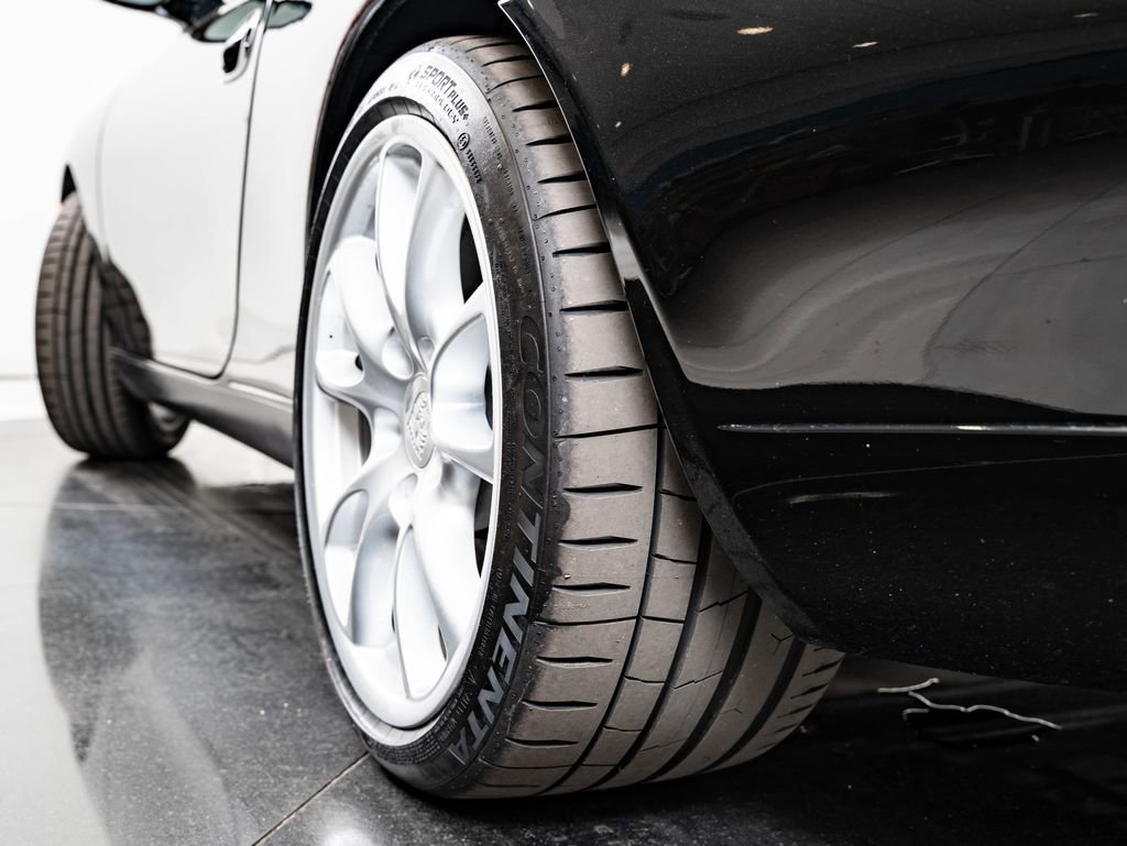 Used 2001 Black Porsche Carrera image 40