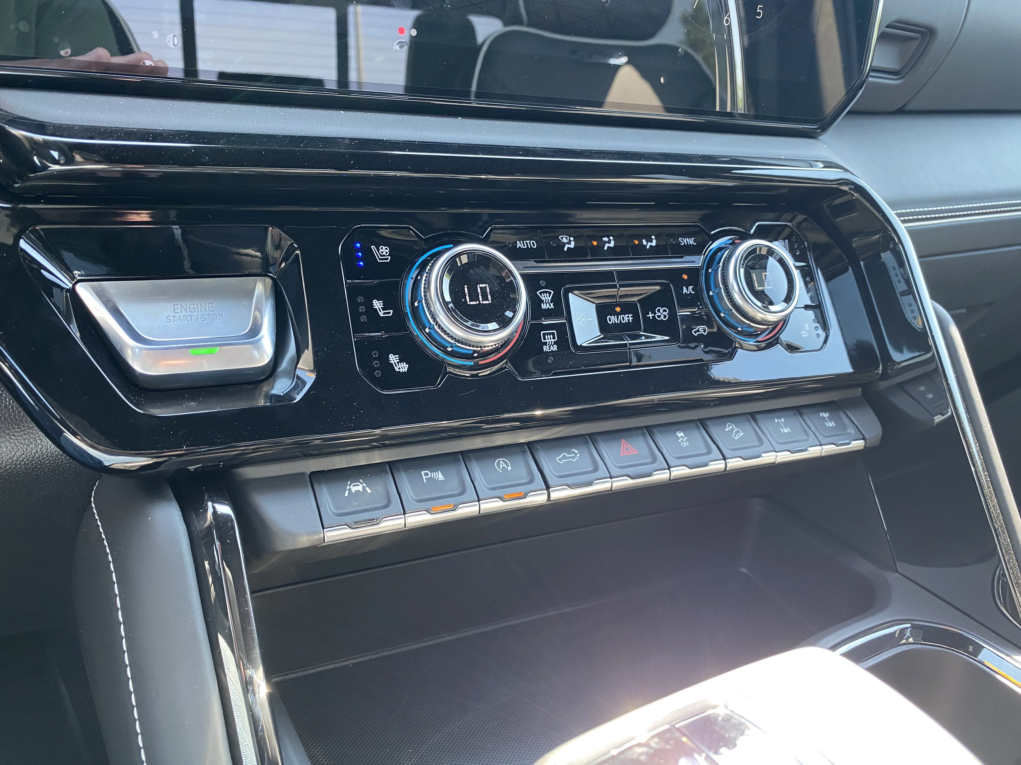 New 2026 ONYX BLACK GMC AT4X image 22