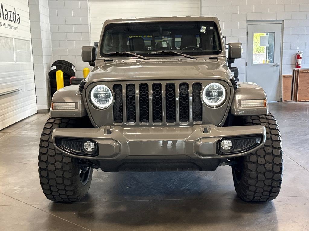 Used 2023 Gray Jeep High Altitude 4x4 image 2