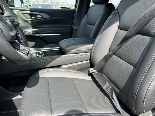 New 2026 Radiant Red Tintcoat Chevrolet LT image 18