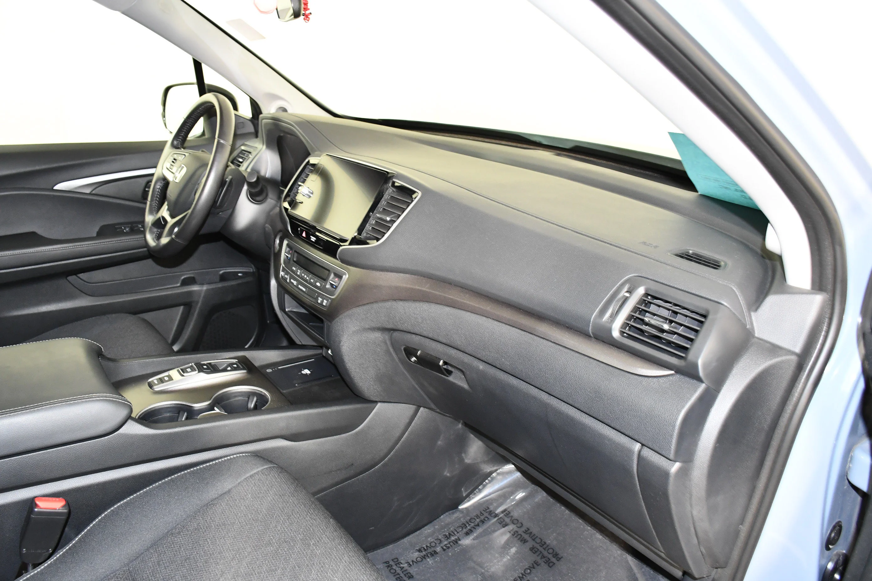 Certified Used 2025 Sonic Gray Pearl Honda Sport image 41