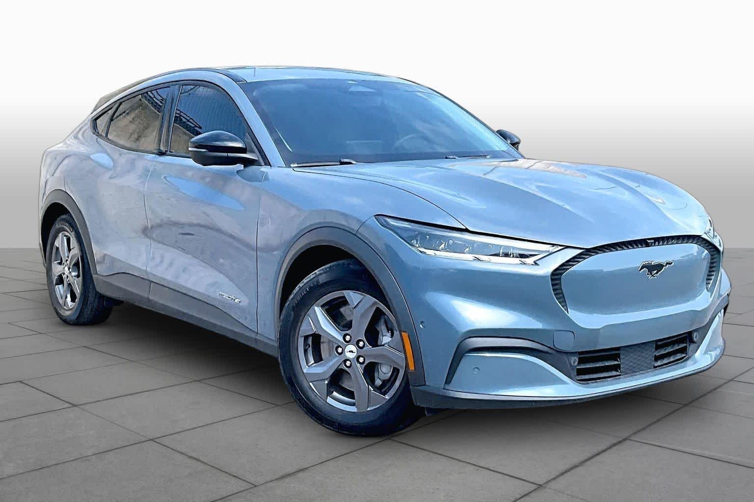 Certified Used 2023 Vapor Blue Metallic Ford Select image 2
