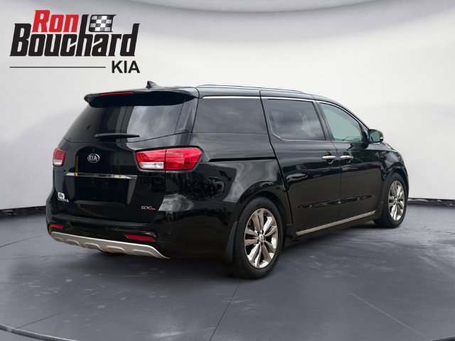 Used 2016 Black Kia SXL image 2