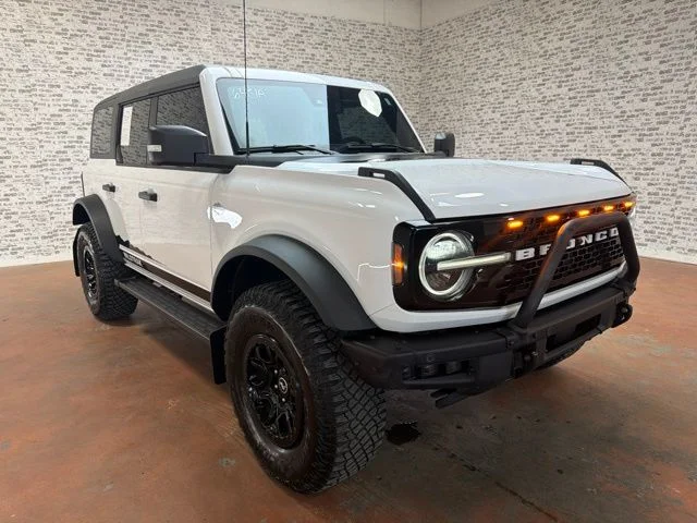 Used 2024 White Ford Wildtrak image 9