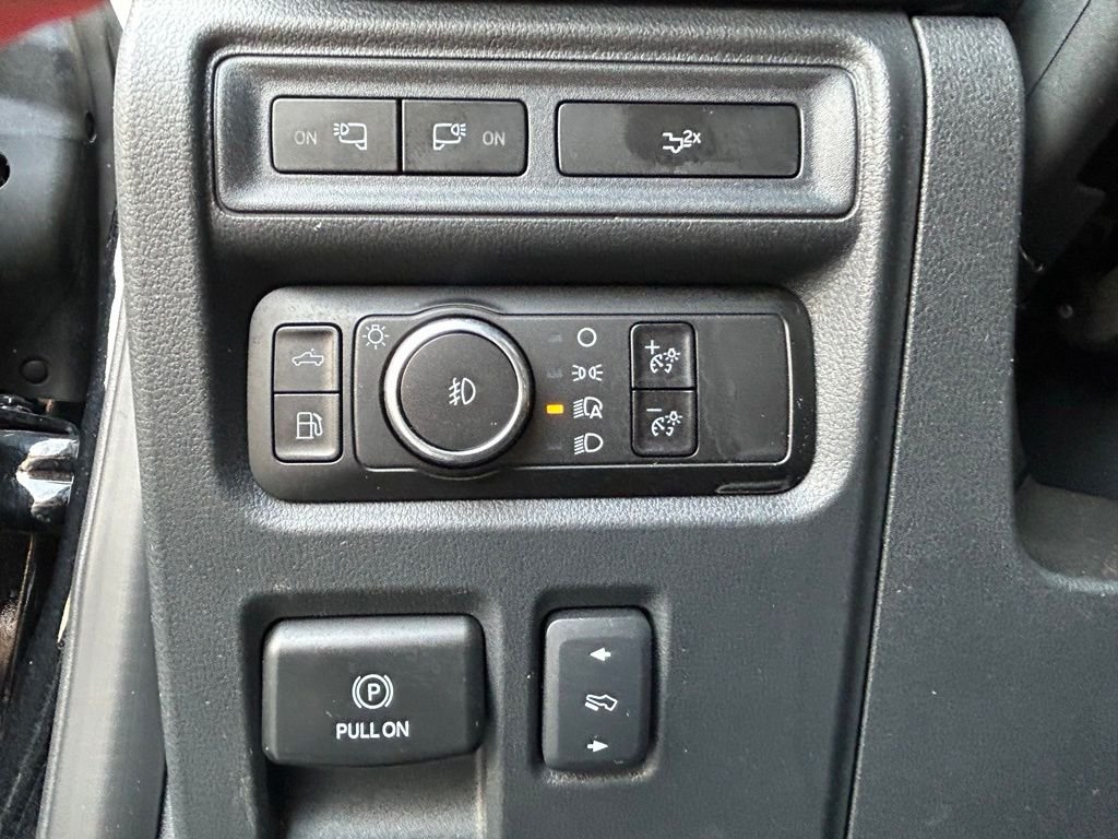 Used 2023 Black Metallic Ford XLT image 19
