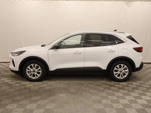 Used 2024 Oxford White Ford Active image 32