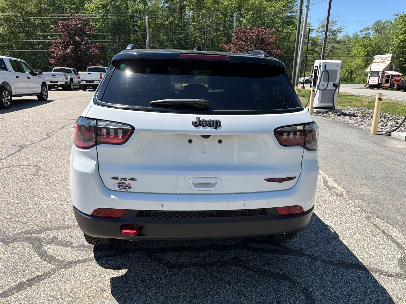 Used 2025 White Jeep Trailhawk image 6