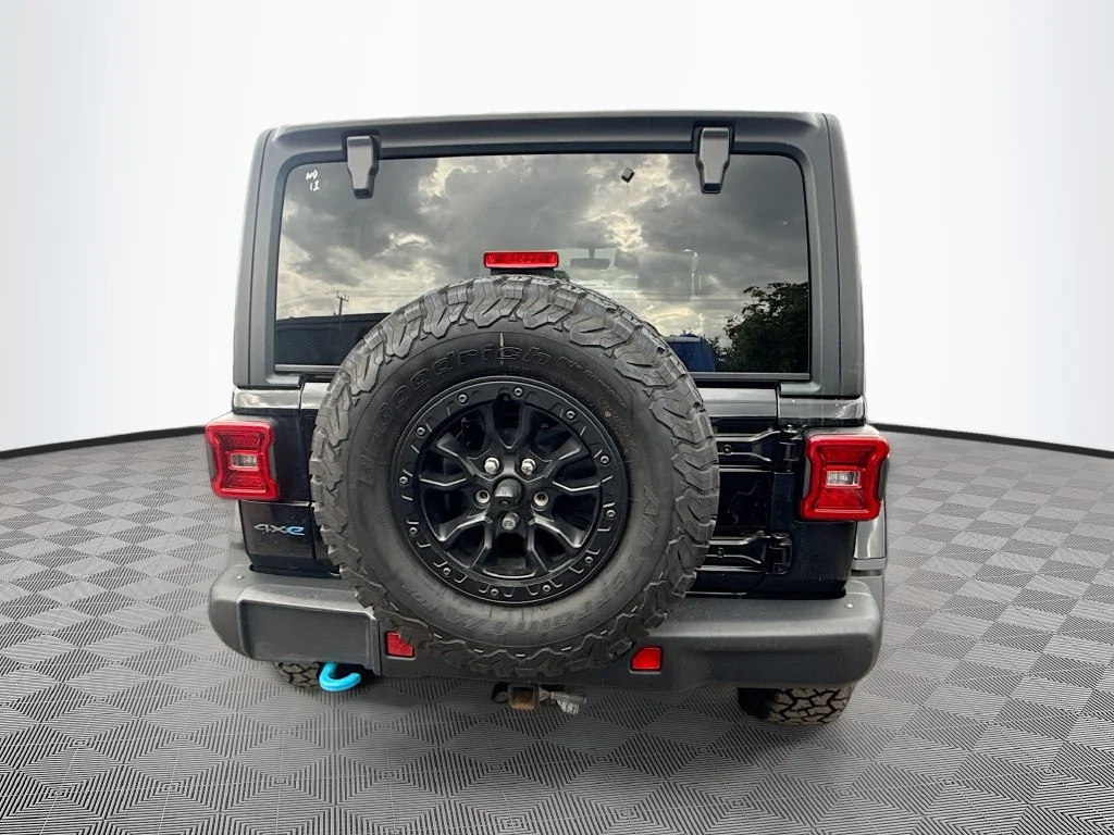 Used 2023 Black Jeep Rubicon 20th Anniversary Edition 4xe image 7