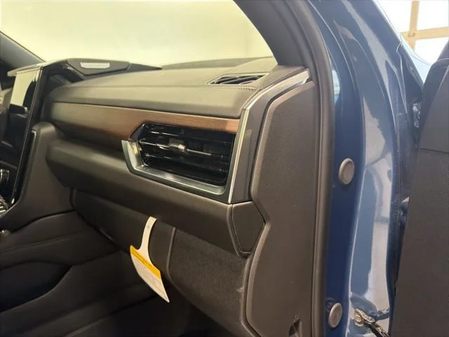 2026 GMC Yukon XL Denali - Photo 31