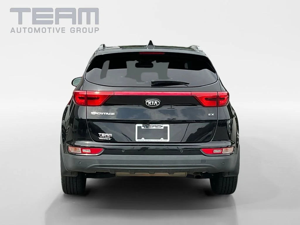 Used 2018 Red Kia EX image 6