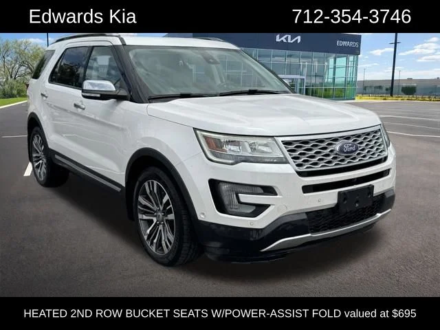 2017 Ford Explorer Platinum 4WD's photo