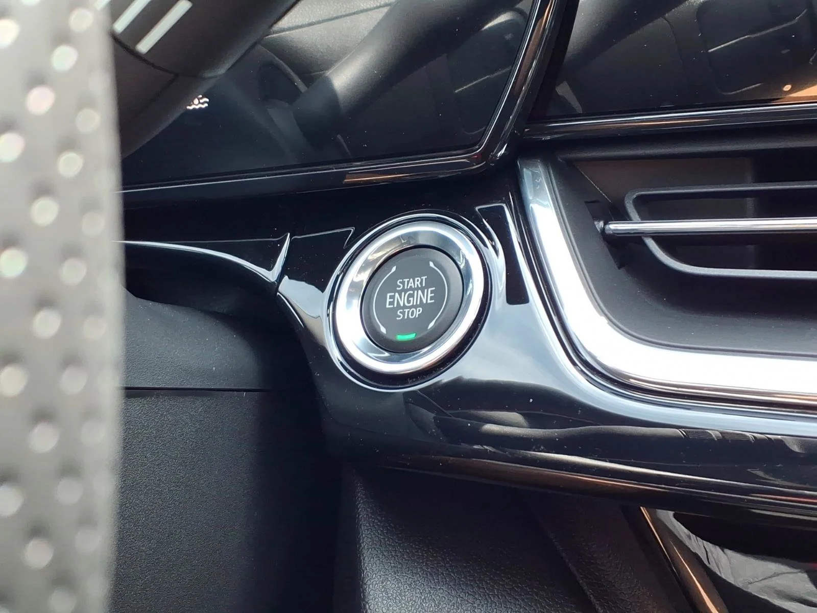 2026 Chevrolet Trax RS - Photo 11