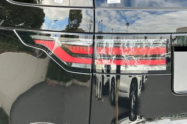 New 2026 Santorini Black Land Rover  image 26