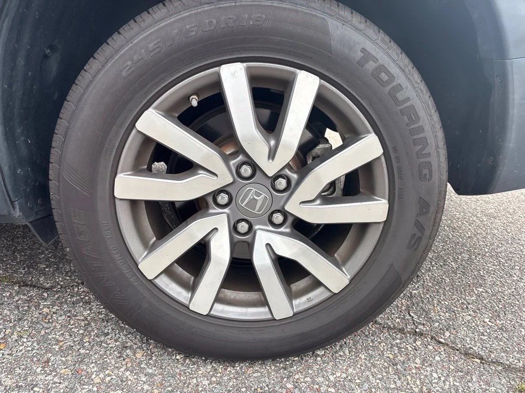 Used 2022 White Honda EX-L image 14
