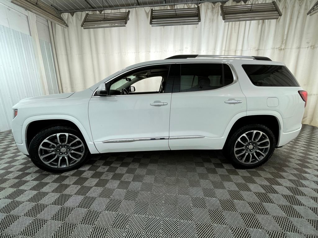 2021 GMC Acadia Denali - Photo 23