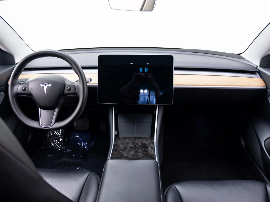Used 2020 White Tesla Long Range image 11