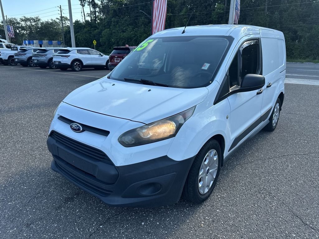 Used 2015  Ford XL image 4