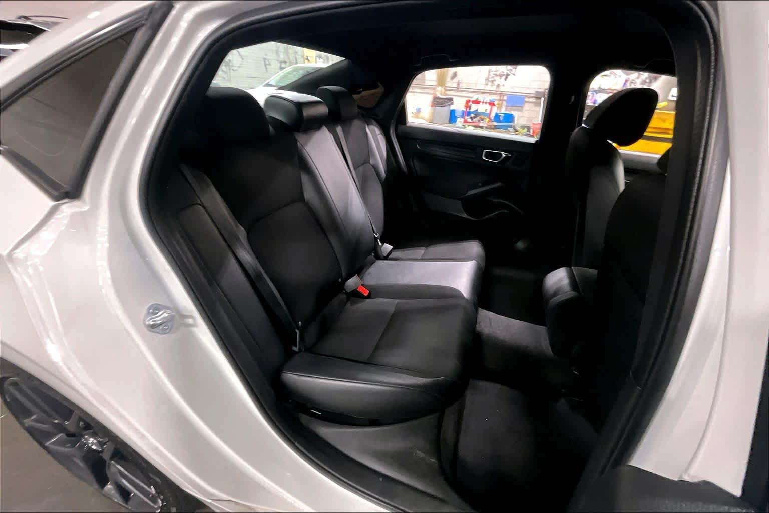 Used 2022 Platinum White Pearl Honda Sport image 20