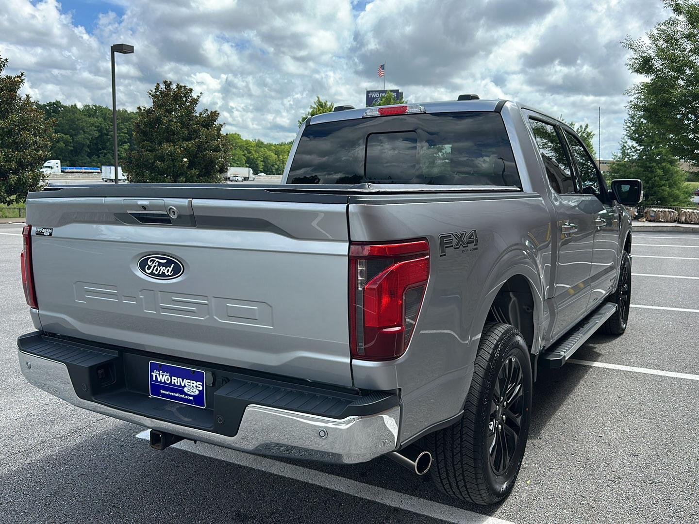 Certified Used 2024 Iconic Silver Ford XLT image 5