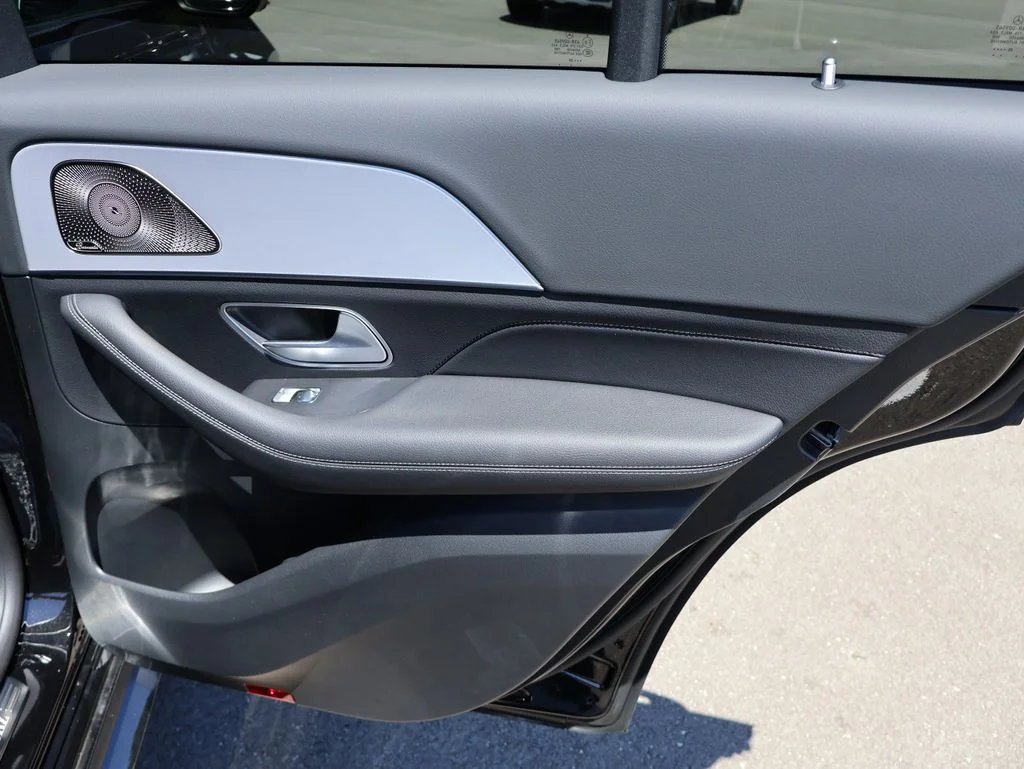 New 2026 Obsidian Black Metallic Mercedes-Benz GLE 350 image 14
