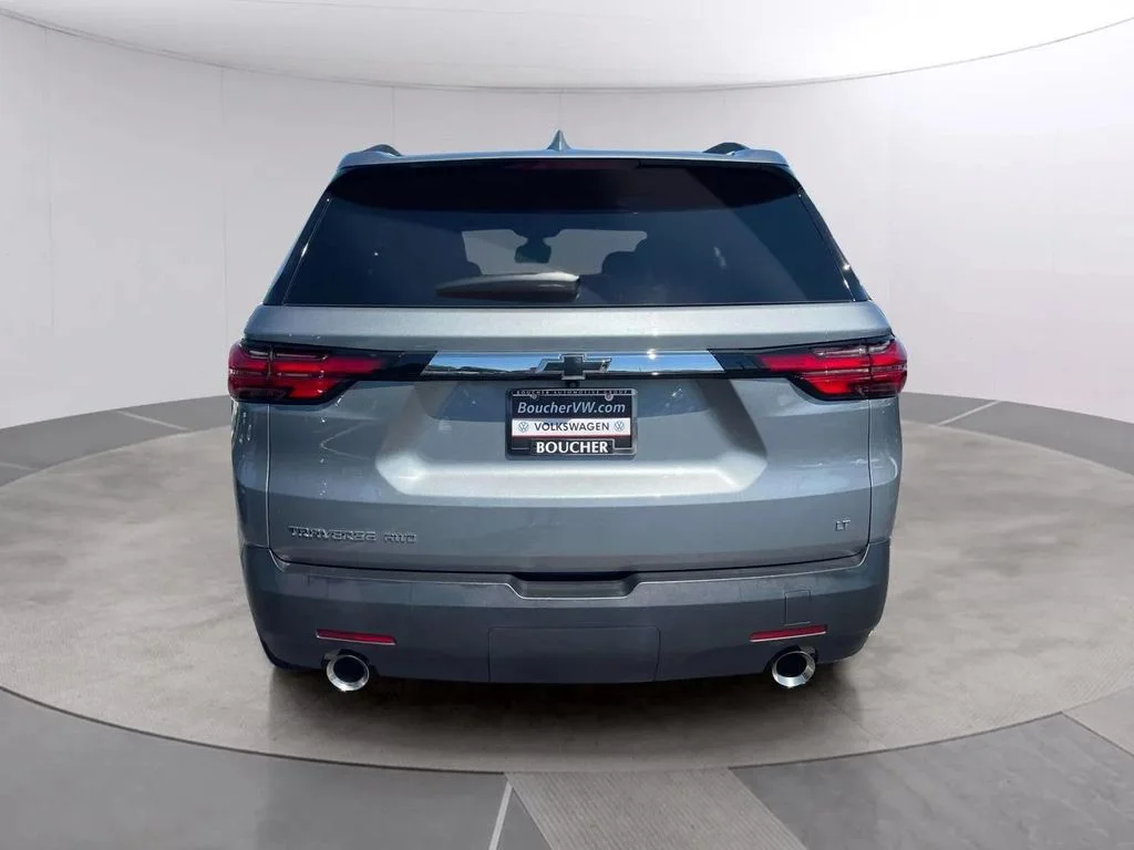 Used 2023 Sterling Gray Metallic Chevrolet LT image 4