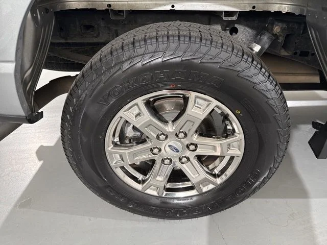 Used 2022 Silver Ford XLT image 11
