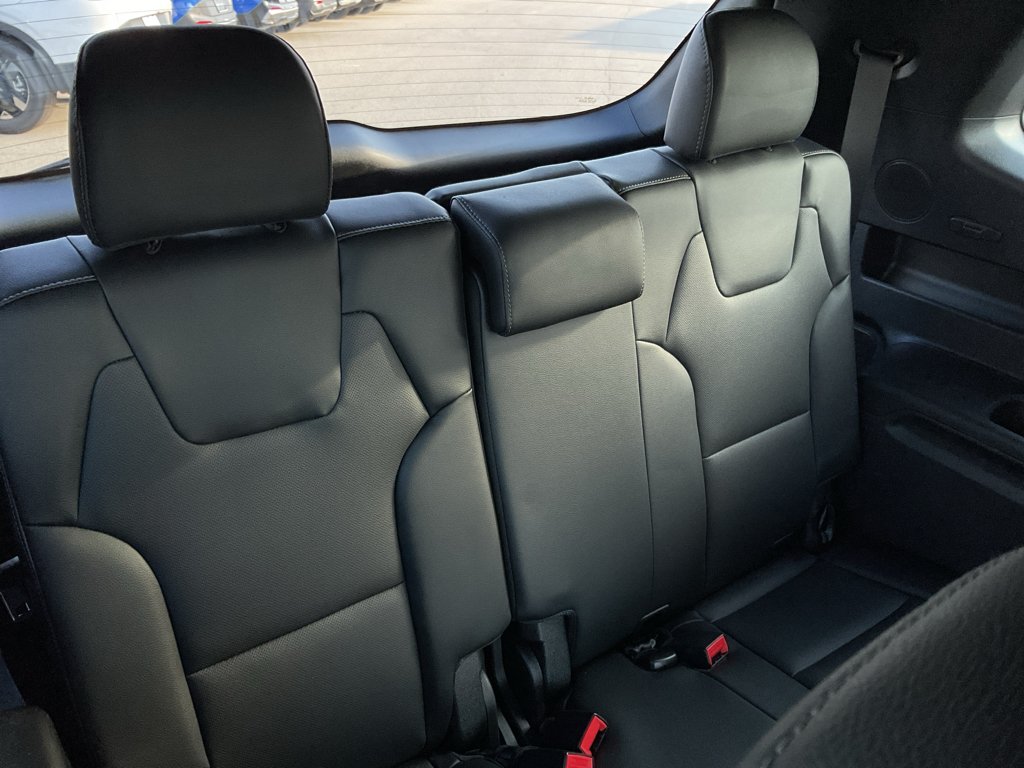 Certified Used 2023 Ebony Black Kia SX X-Pro image 14