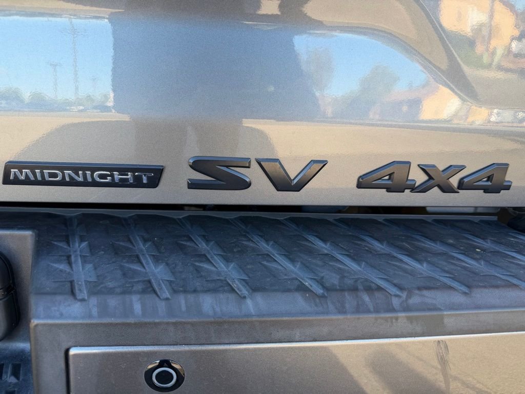 Used 2018 Gray Nissan SV image 12