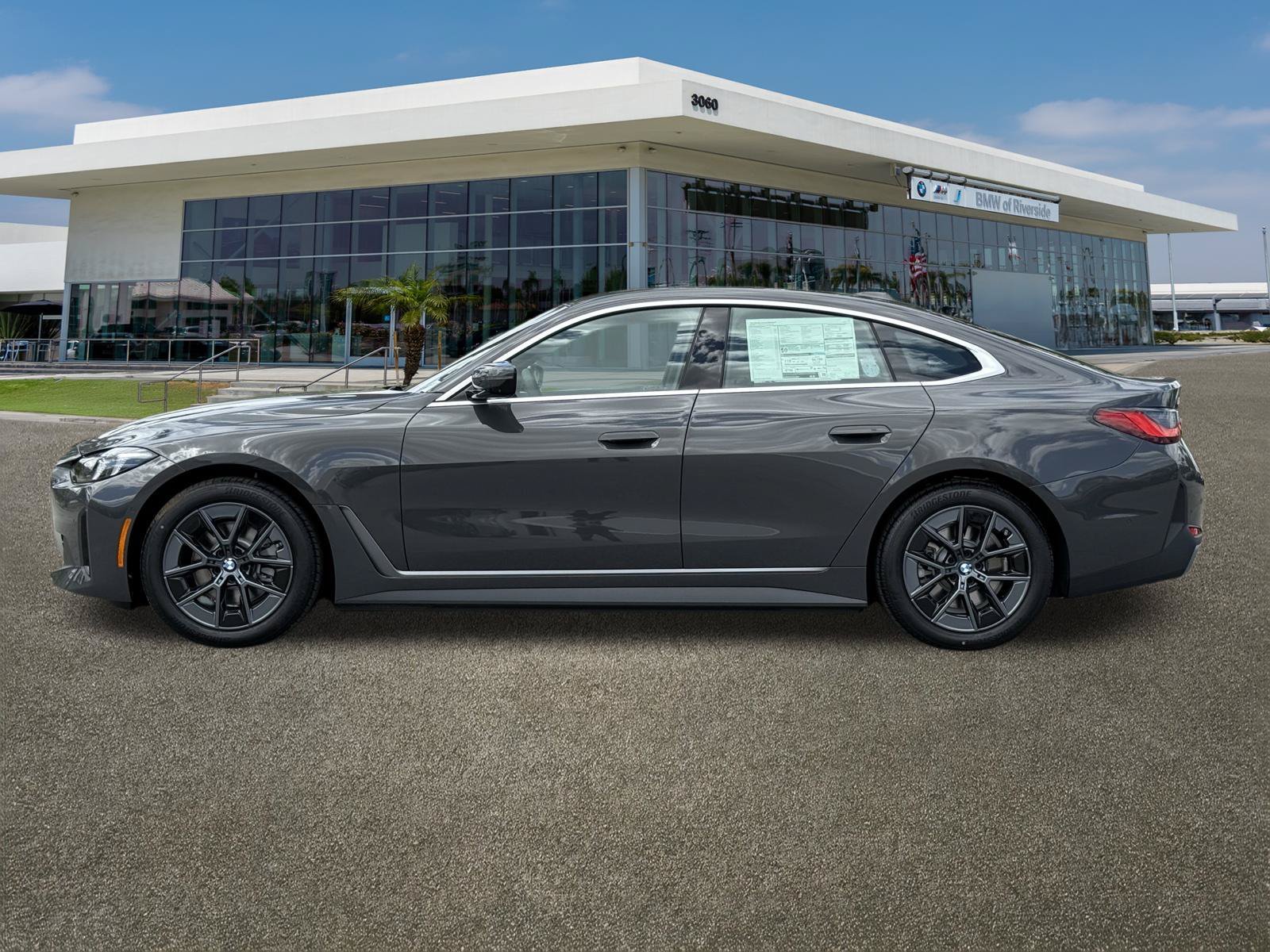 2026 BMW i4 40 - Photo 6