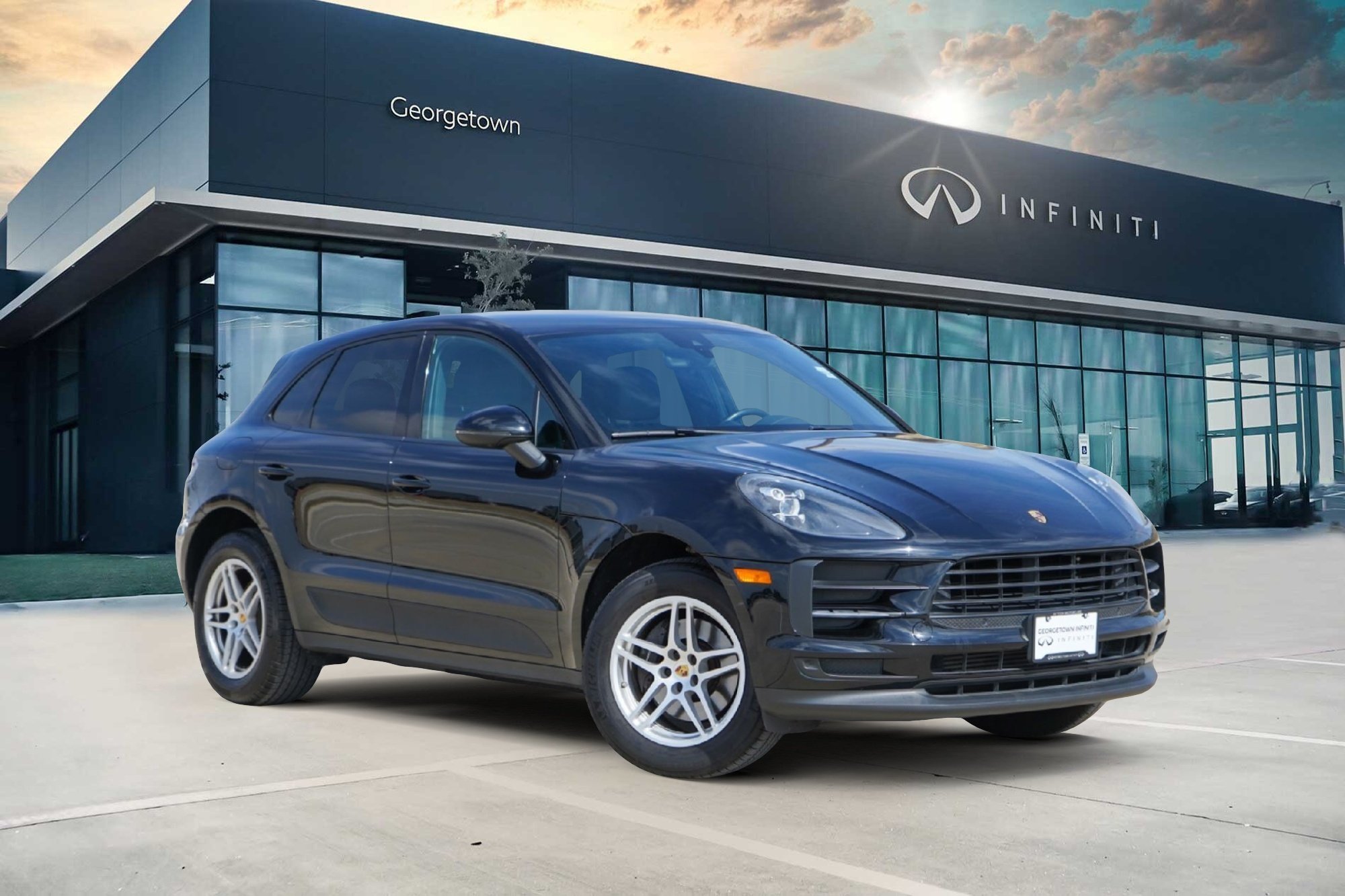 2020 Porsche Macan Base