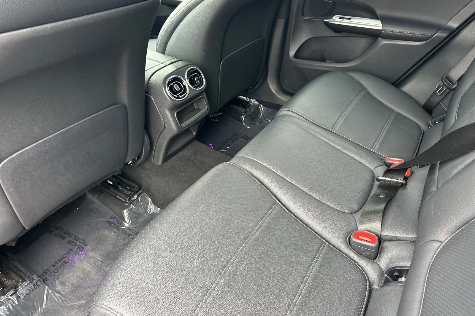 2024 Mercedes-Benz GLC GLC300 - Photo 12
