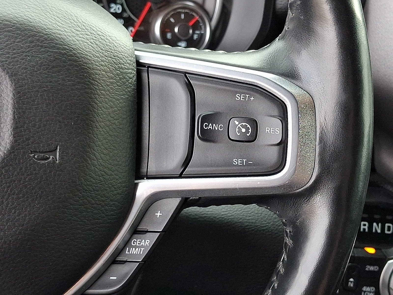 Used 2020 Delmonico Red Pearlcoat Ram Laramie image 23