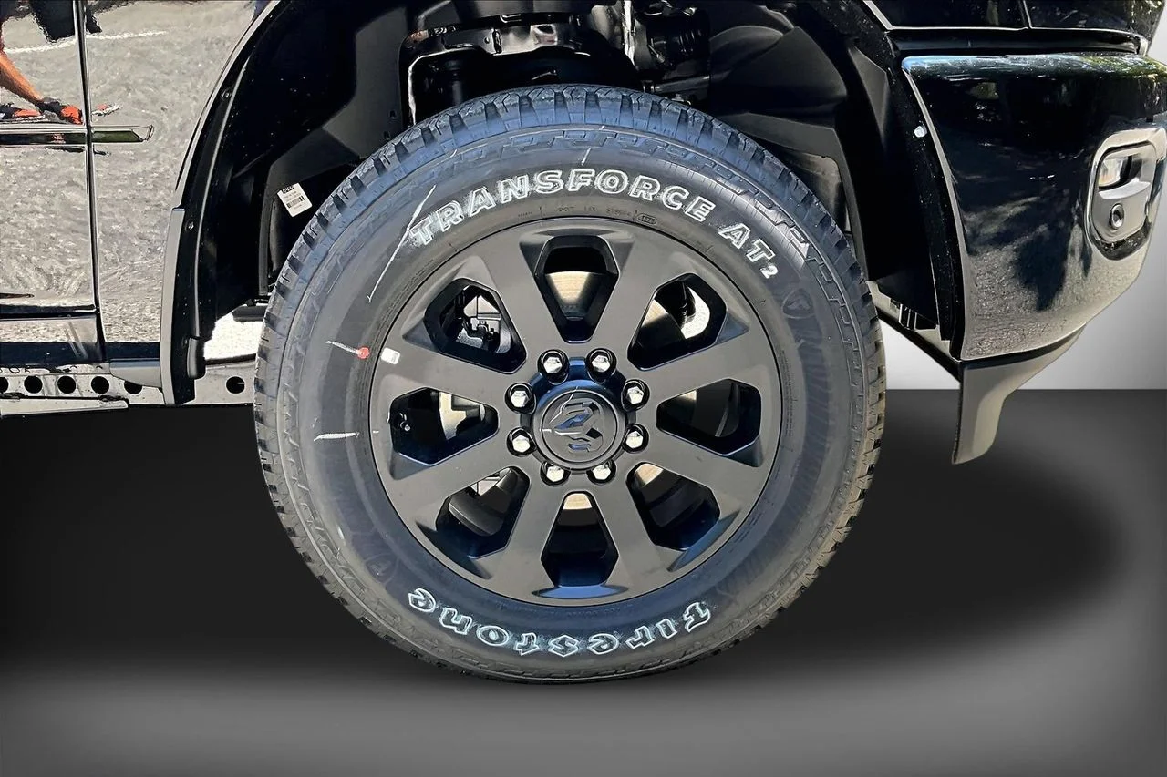 New 2026 Diamond Black Crystal Pearlcoat RAM Big Horn image 30