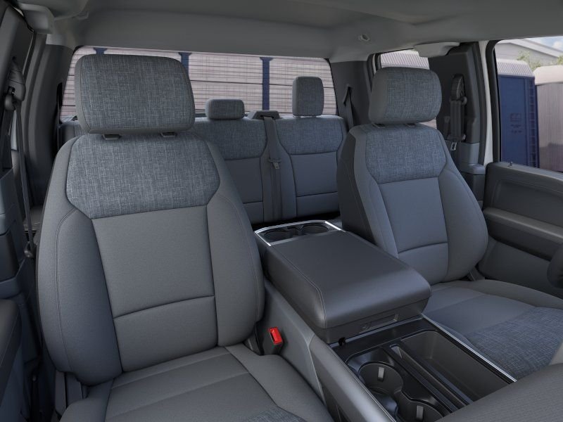 New 2026 Oxford White Ford XLT image 10