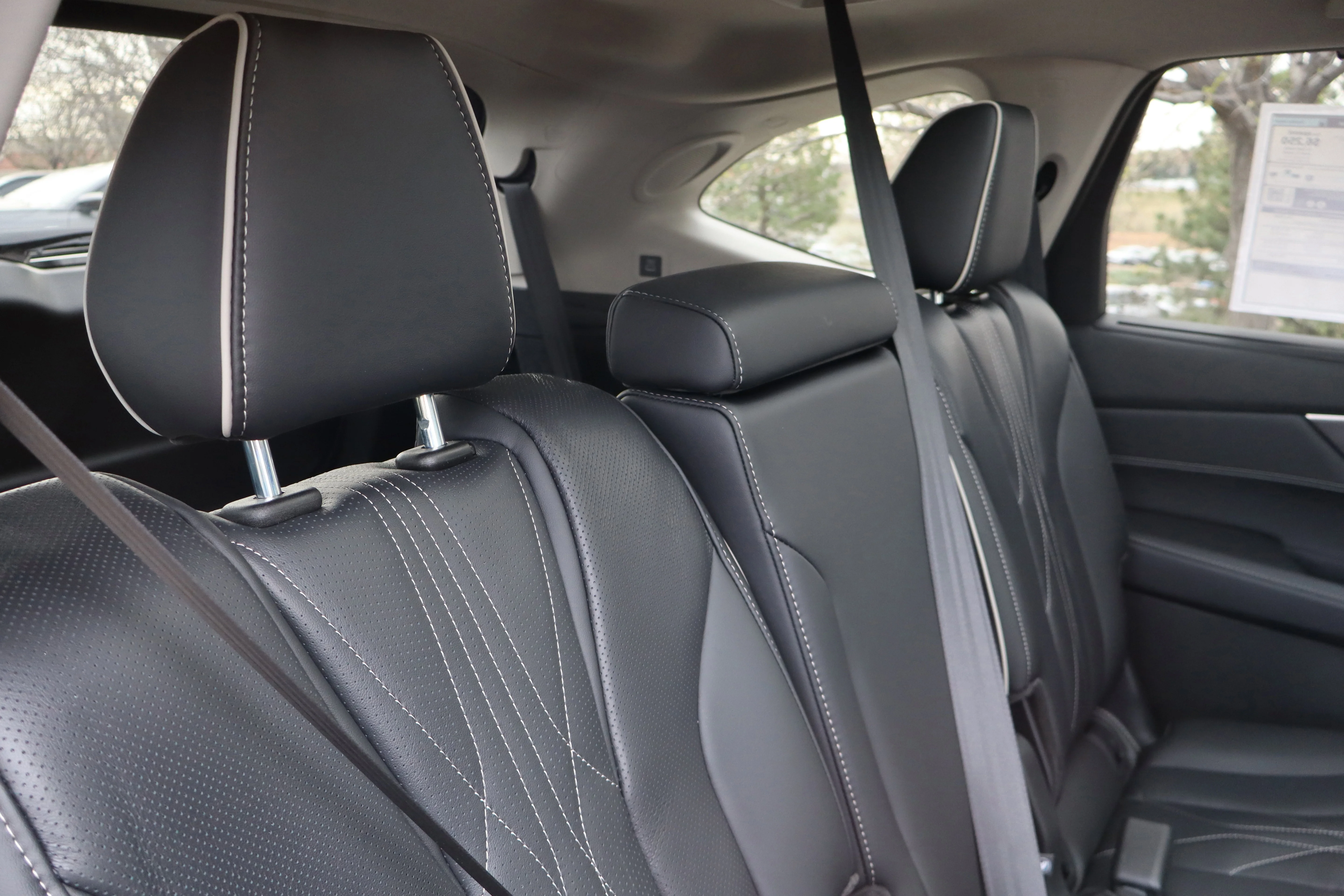 New 2026 Solar Silver Metallic Acura w/Advance Package image 30