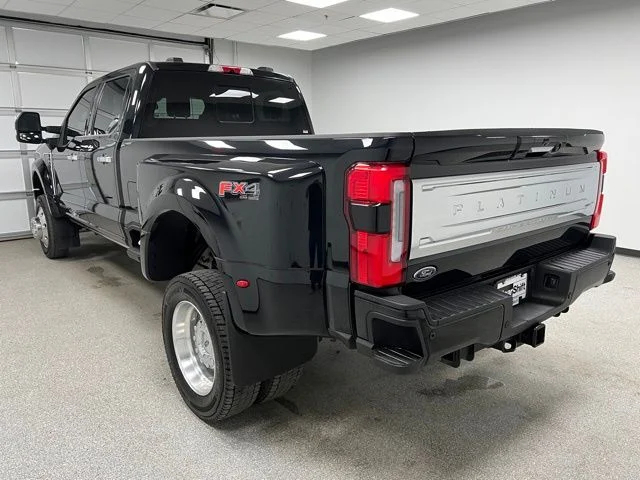 Used 2023 Black Ford Platinum image 7