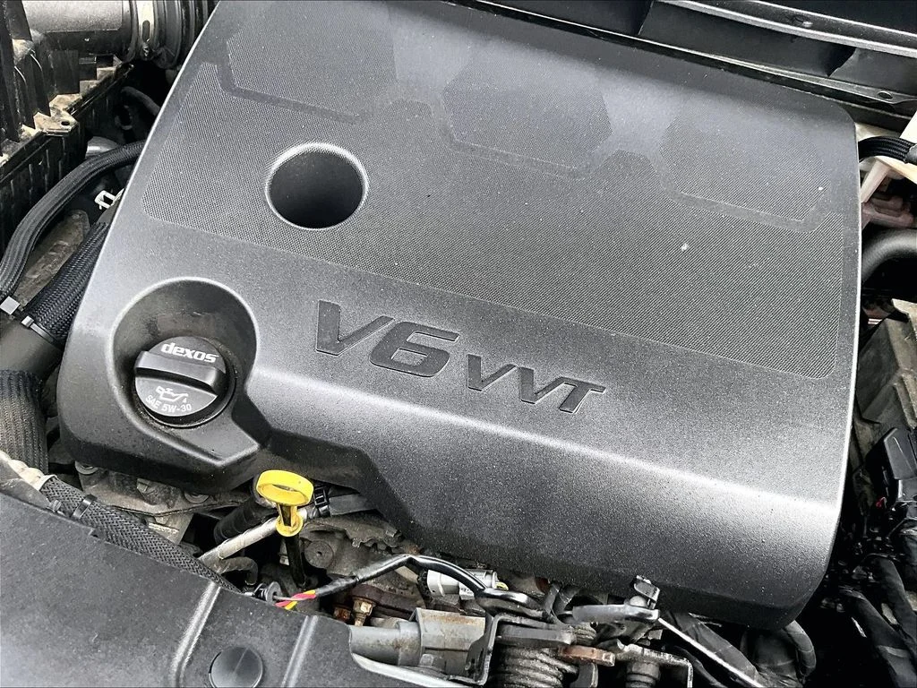 Used 2023 Gray Chevrolet LT image 36