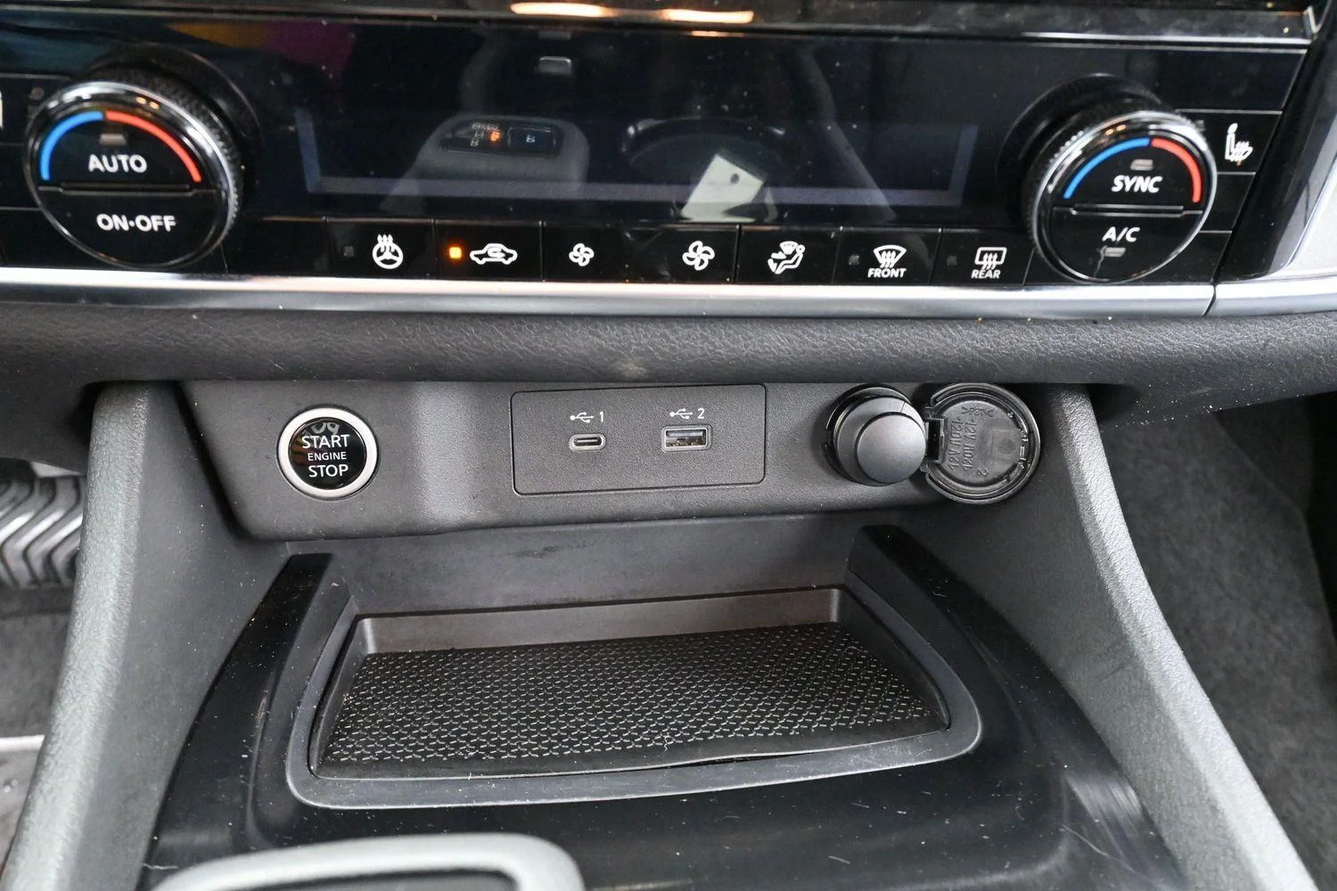 Used 2021 Gun Metallic Nissan SV image 23