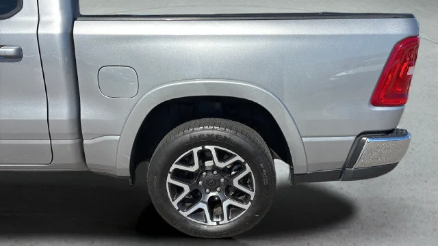Used 2025 Silver Ram Laramie image 42