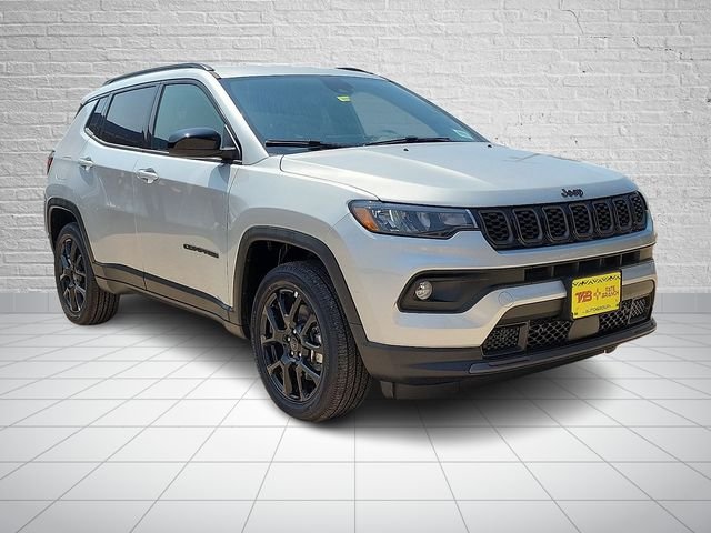 New 2026 Silver Zynith Metallic Clear-Coat Exterior Paint Jeep Latitude image 6