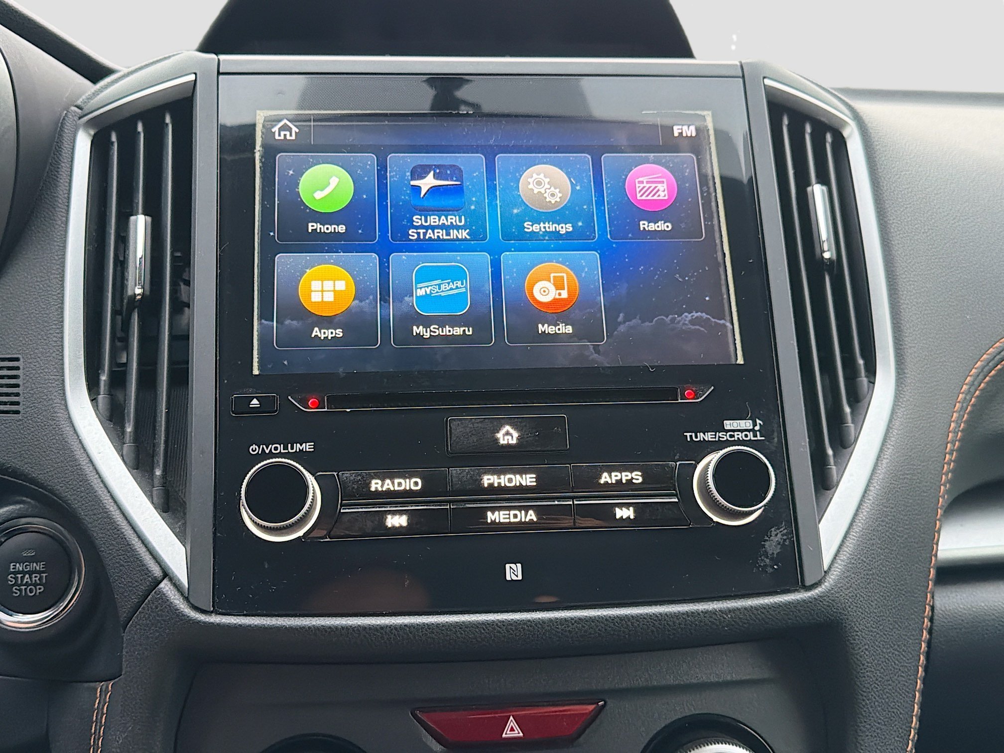 Used 2019 Dark Gray Metallic Subaru Limited image 28